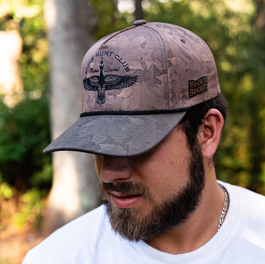 Duck Hunt Club Swamp Leaf Bucket